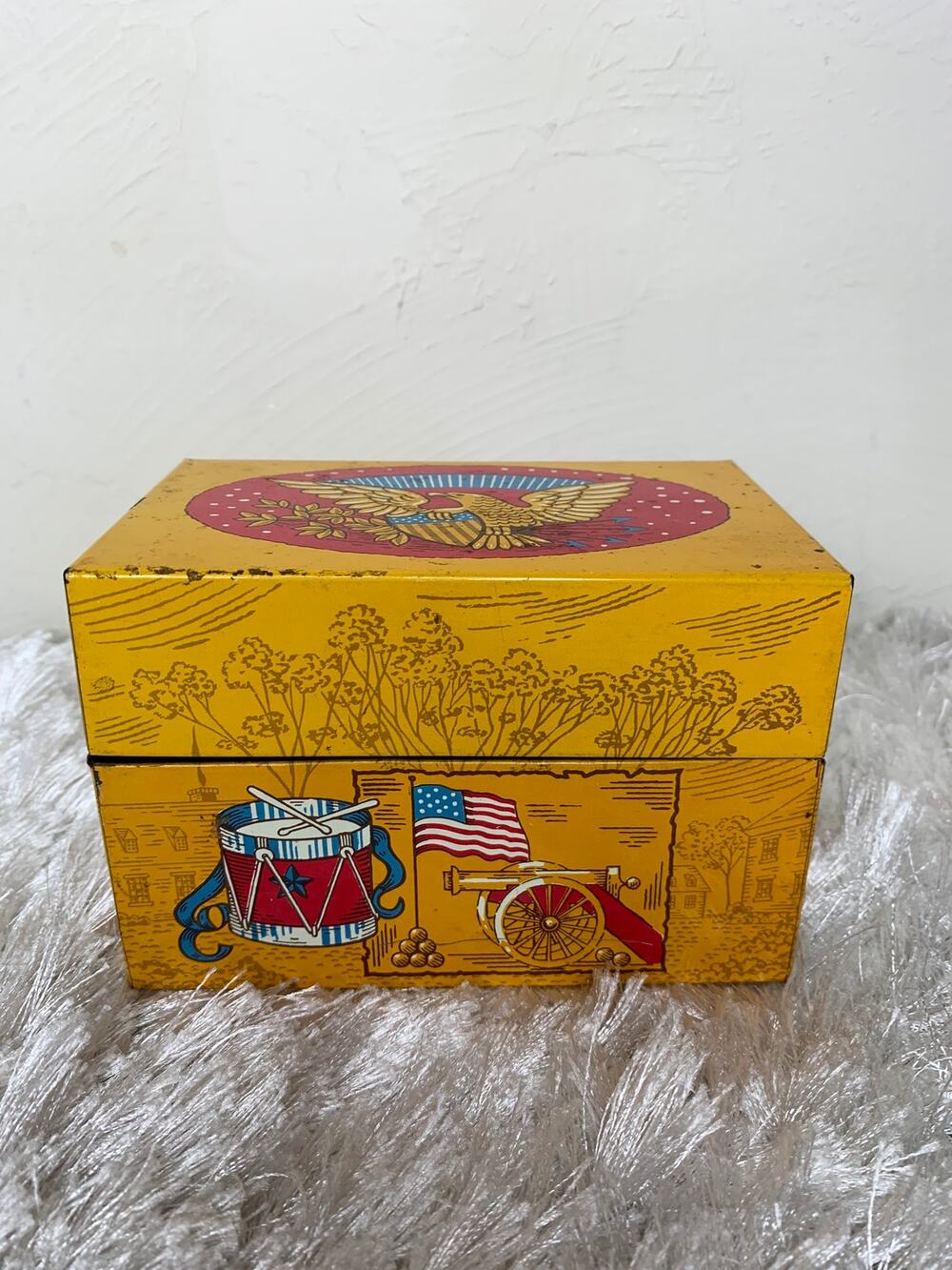 Vintage Patriotic Gold Recipe Box Syndicate Mfg. Eagle American Flag